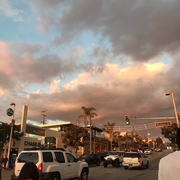 Meet your Posher, Margot - Picture 2 of 2